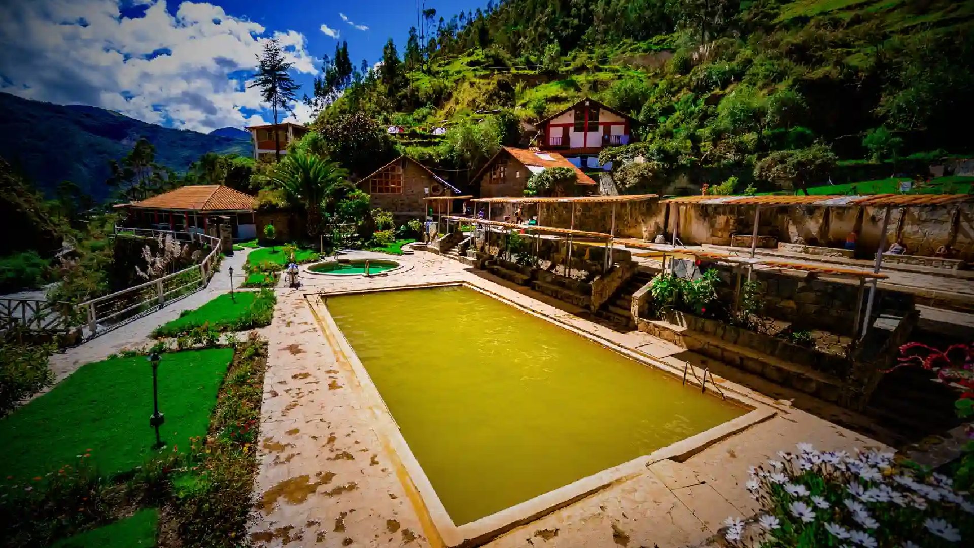 Baños Termales de Lares